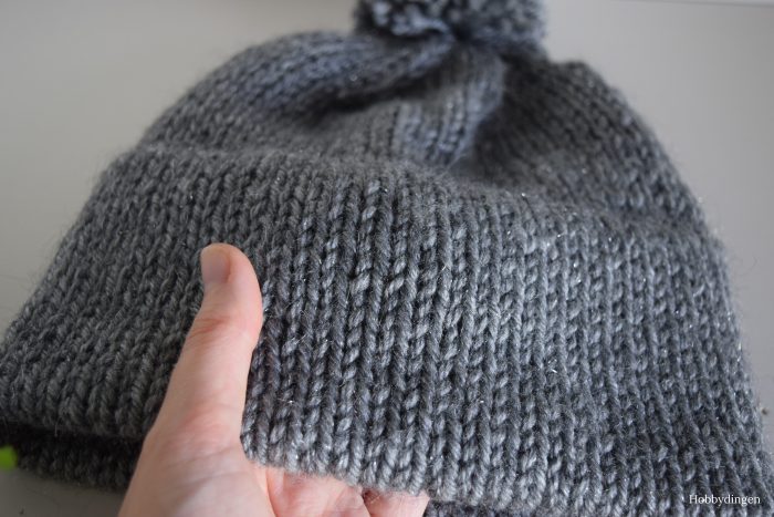 My First Knitted Hat! - Hobbydingen.com