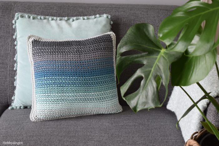 New Design: The Ombre Pillow //Tunisian Crochet Project - Hobbydingen.com