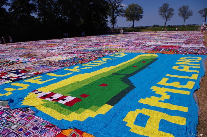 The Biggest Crochet Blanket of The World - Hobbydingen.com