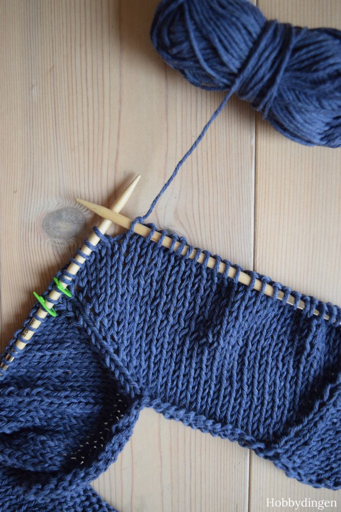 Knitting My First Sweater - Hobbydingen.com