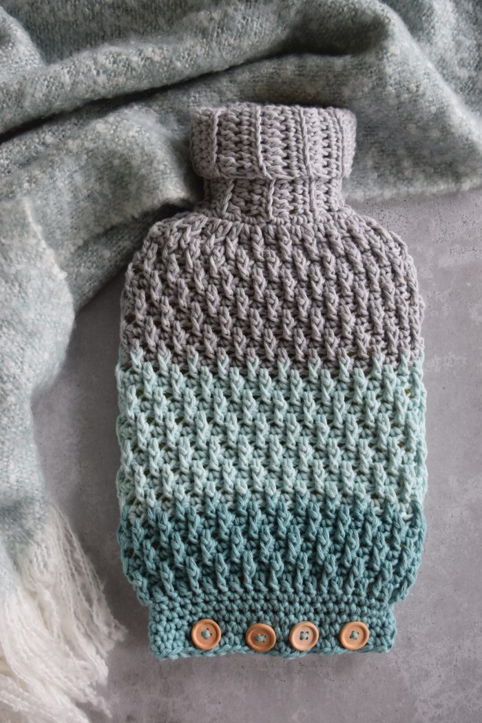 Crochet Pattern Cozy Hot Water Bottle Cover - Hobbydingen.com