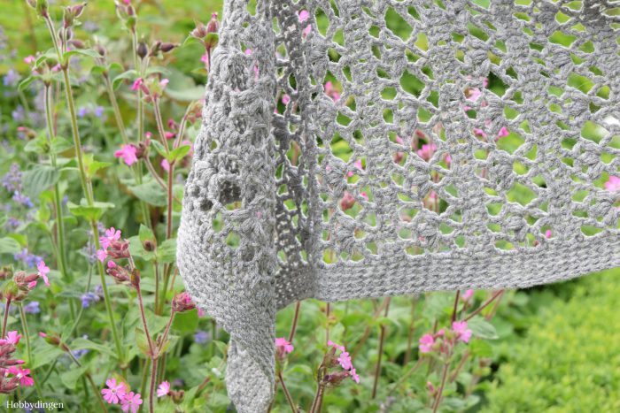 Crochet Pattern Lagom Shawl - Hobbydingen.com