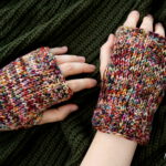 Tunisian Crochet Pattern Colors of Autumn Wrist Warmers - Hobbydingen.com